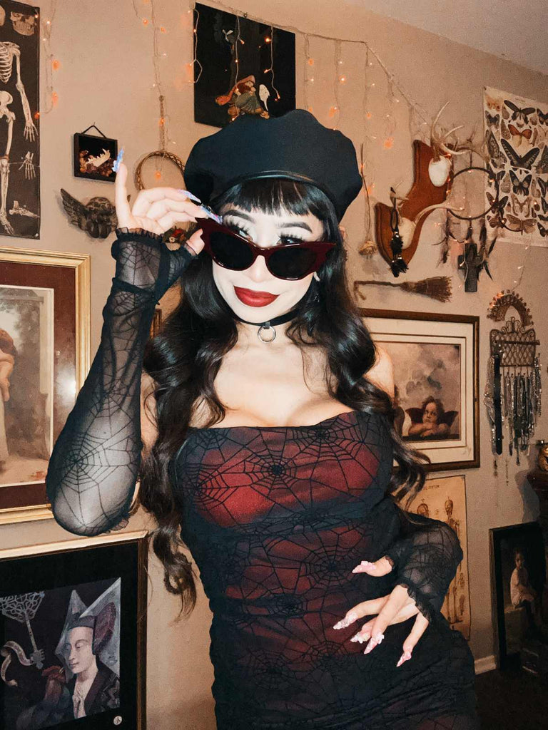 Tiefrotes 1960er Halloween-Spinnennetz-Kleid
