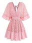 Rosa 70er Kleid mit Spitzeneinsatz und Fledermausärmeln