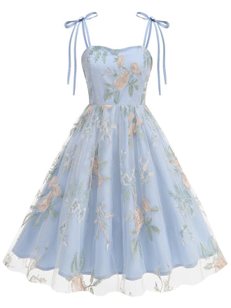 50er Kleid mit Blumen und Stickerei