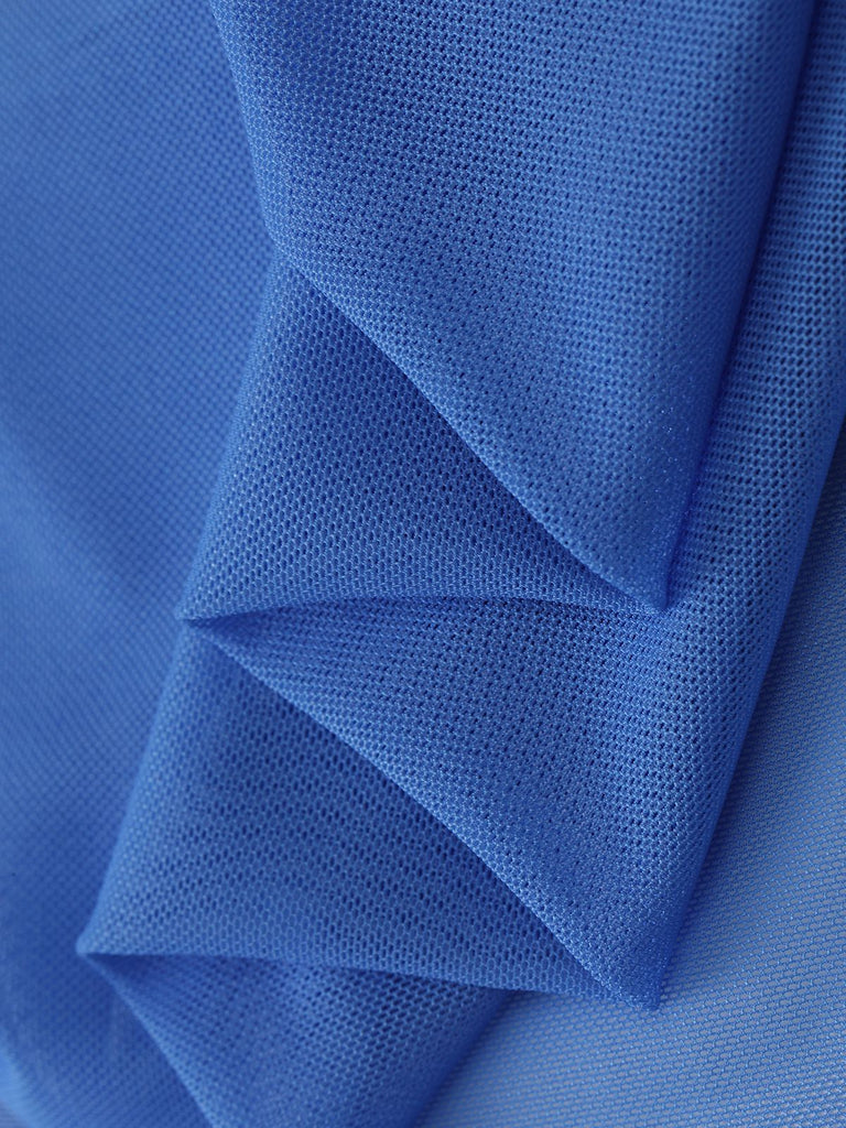 Details: 3-teiliges blaues Bikini-Set aus speziellem Muschelstoff im Stil der 1940er Jahre, klassische Silhouette, perfekt für Liebhaberinnen von Vintage-Mode