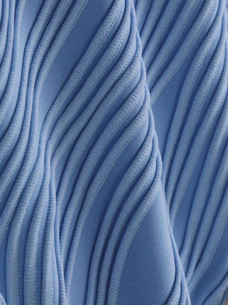 Details: 3-teiliges blaues Bikini-Set aus speziellem Muschelstoff im Stil der 1940er Jahre, eleganter Vintage-Stil, perfekt für Liebhaberinnen von Vintage-Mode