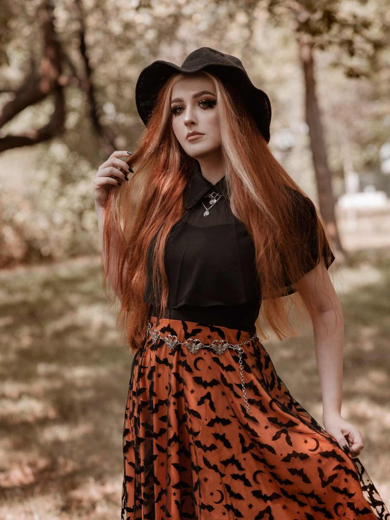 1950ER HALLOWEEN PATCHWORK KLEID MIT TRÄGERN & CAPE