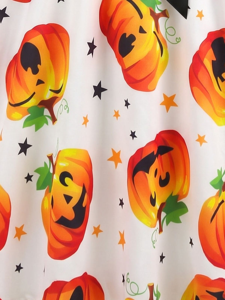50er Halloween-Kleid mit Kürbis- und Sternmotiv sowie Blütenkragen