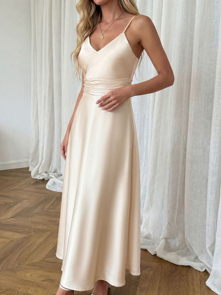Champagneres 30er Satin-Maxikleid mit V-Ausschnitt und Raffung