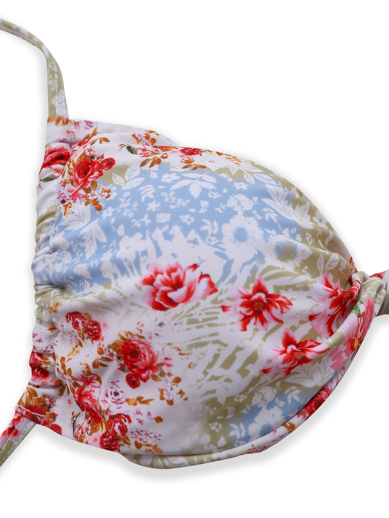 Grüner Vintage-Bikini mit Rüschen im Stil der 1950er Jahre mit Blumenmuster – Vintage-Mode, Retro-Stil