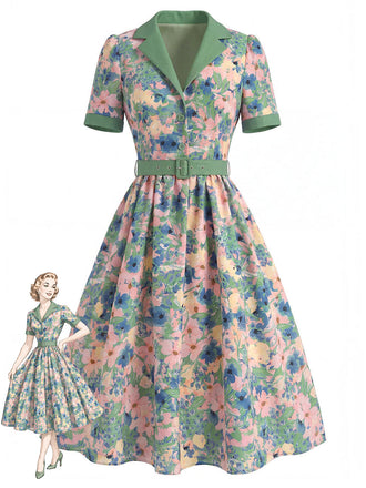 Hellblaues 50er Kleid mit Blumen und Kerbe