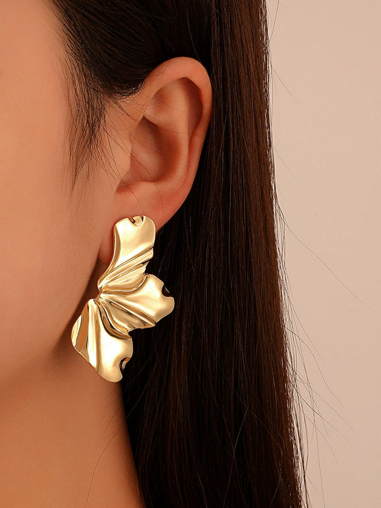 Ohrringe mit Metallic und Liquid