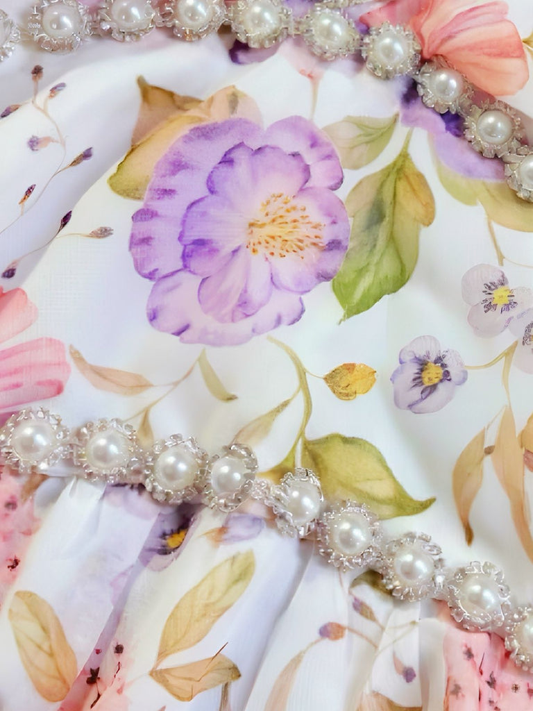 Mehrfarbiges 30er Maxikleid mit Neckholder und Blumen