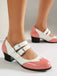 Schuhe mit Spitz und Schnalle
