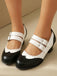 Schuhe mit Spitz und Schnalle