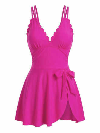 Spaghettiträger-Badekleid mit Schleife und Muschelsaum aus den 1930er Jahren – Vintage-Kleid, Retro-Mode