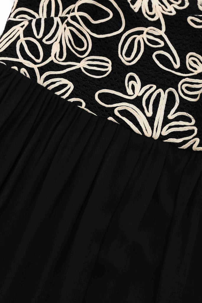 Schwarz 1950er Blumen Texturiert Spaghetti Träger Kleid