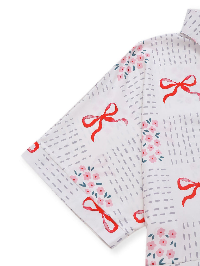 Rosa & Weiß 1950er Bogen & Blumen Gürtel Revers Romper