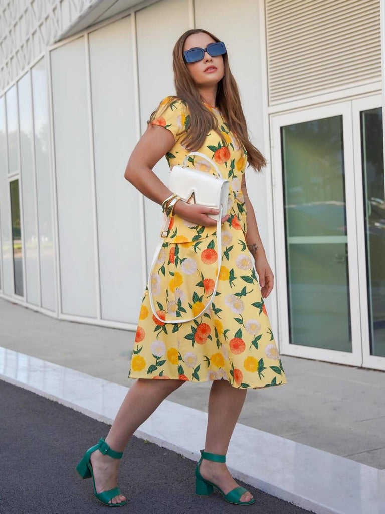 Gelb 1950er Hortensie Blumen Gerüschtes Kleid