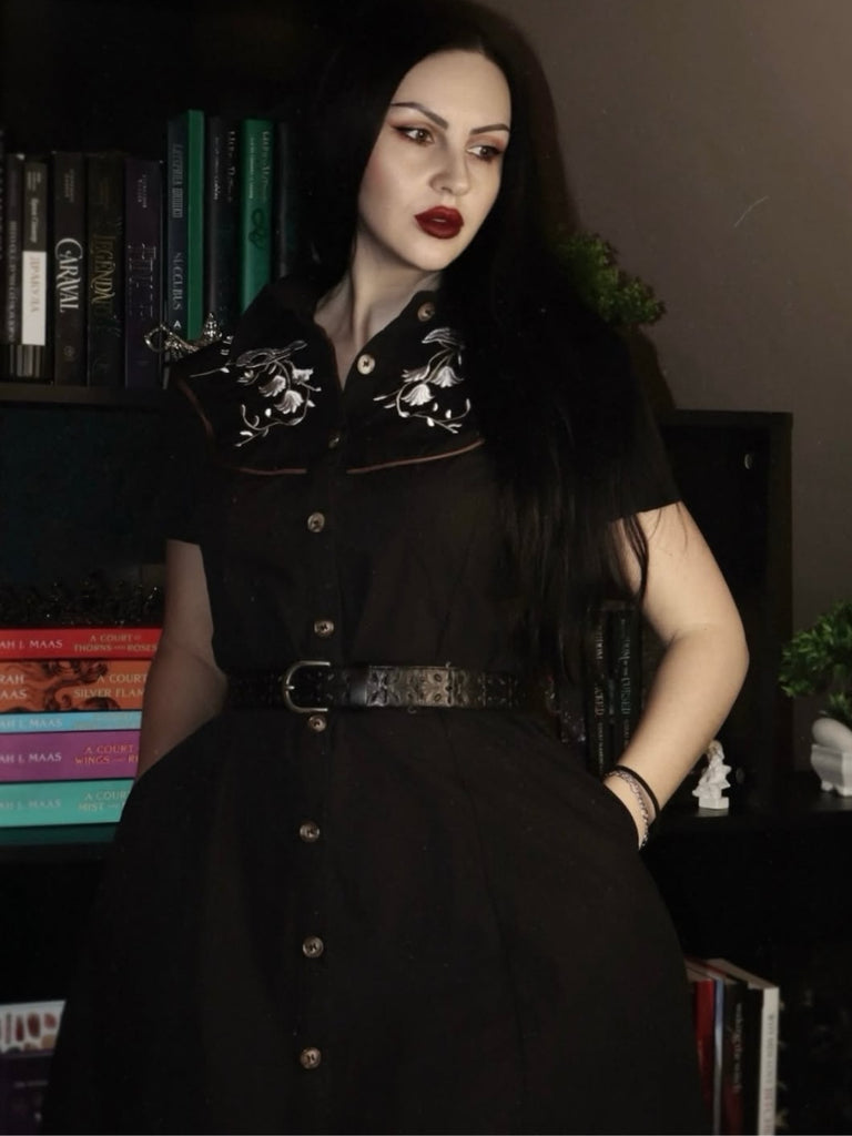 Schwarz 1940er Baumwolle Blumen Besticktes Westlicher Stil Kleid