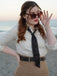 Evelyn Carnahan Outfit Khaki 1930er Streifen Revers Abnehmbare Krawatte Kleid