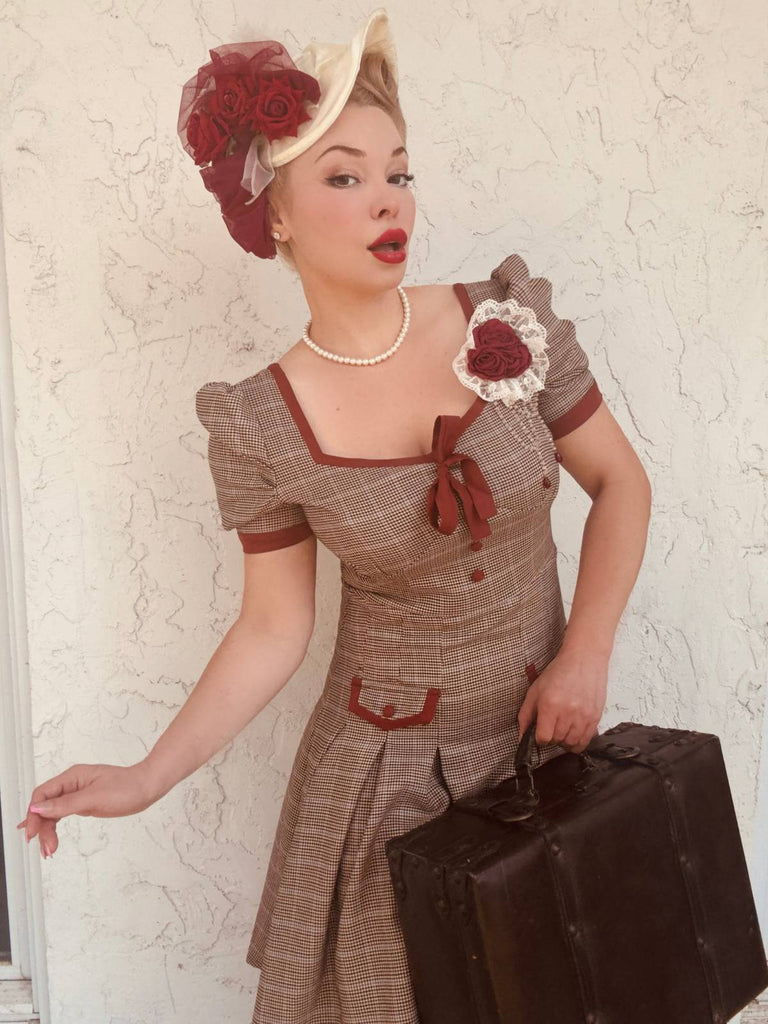 Braun 1950er Bogen Hahnentritt Plissiertes Kleid