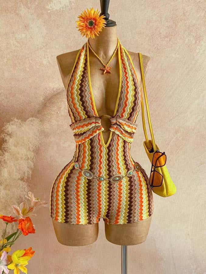 Mehrfarbiger 70er Strick-Romper mit Zickzack und Neckholder