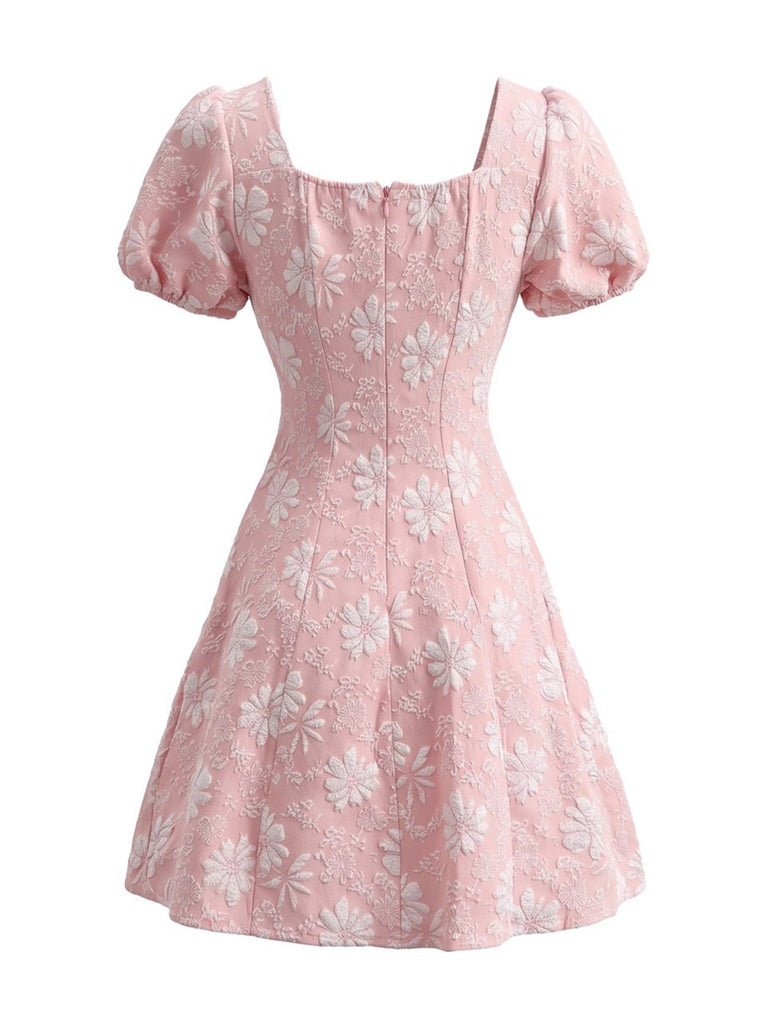 60er Blumen-Jacquardkleid mit Karreeausschnitt und Puffärmeln
