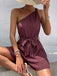 50er Romper mit One-Shoulder und Struktur