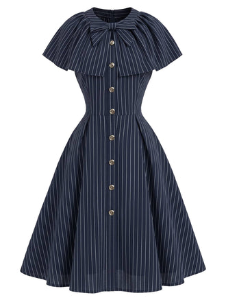 Tiefblaues 50er Kleid mit Nadelstreifen und Capelet