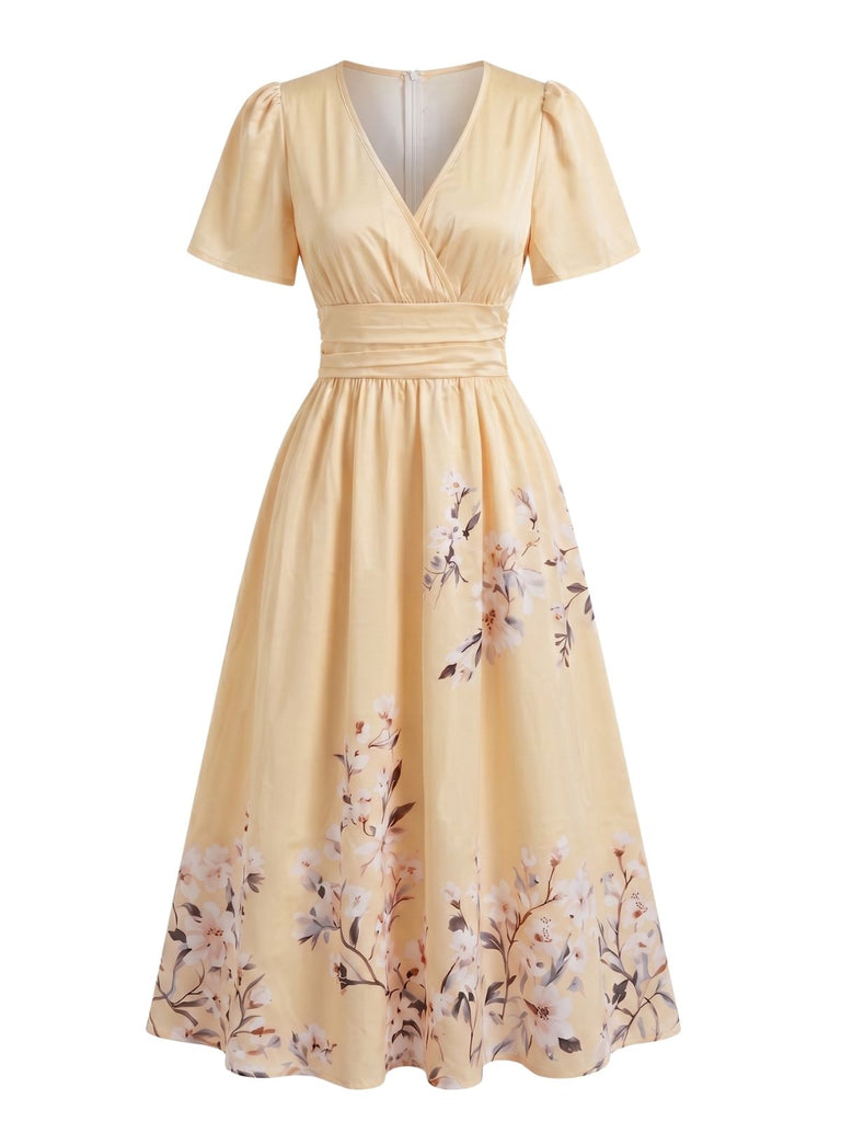 40er Kleid mit V-Ausschnitt und Blumen