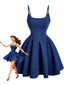 Blaues 50er Denim-Korsettkleid mit Spaghettiträgern