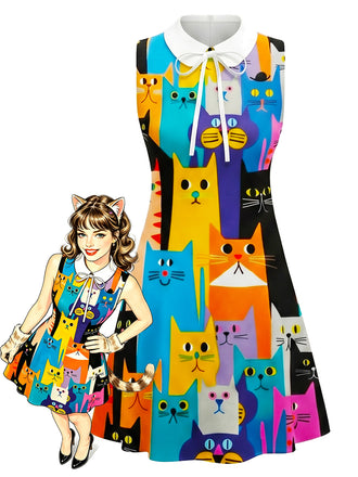 [Vorverkauf] Buntes 60er A-Linie-Kleid mit Katzen und Bubikragen