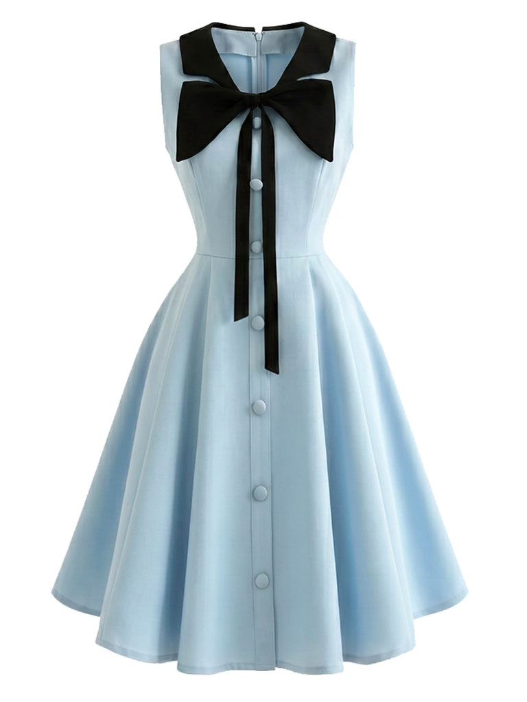[Vorverkauf] Hellblaues 50er Kleid mit Schleifenkragen und Taschen