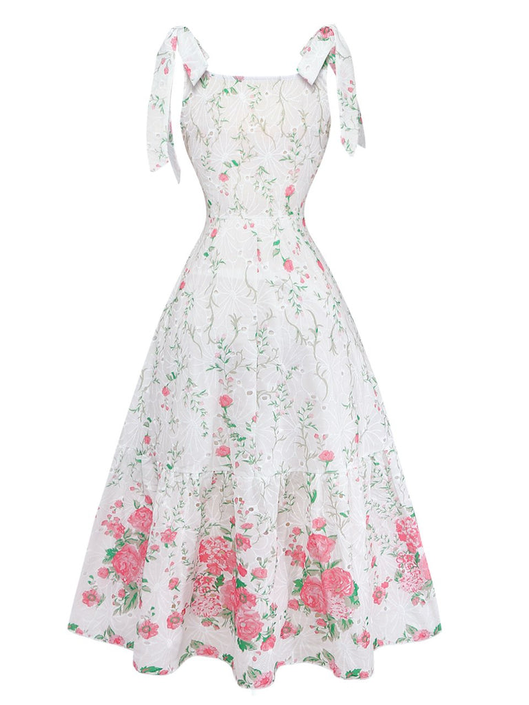 Weißes 50er Kleid mit Bindeband und Blumenstickerei