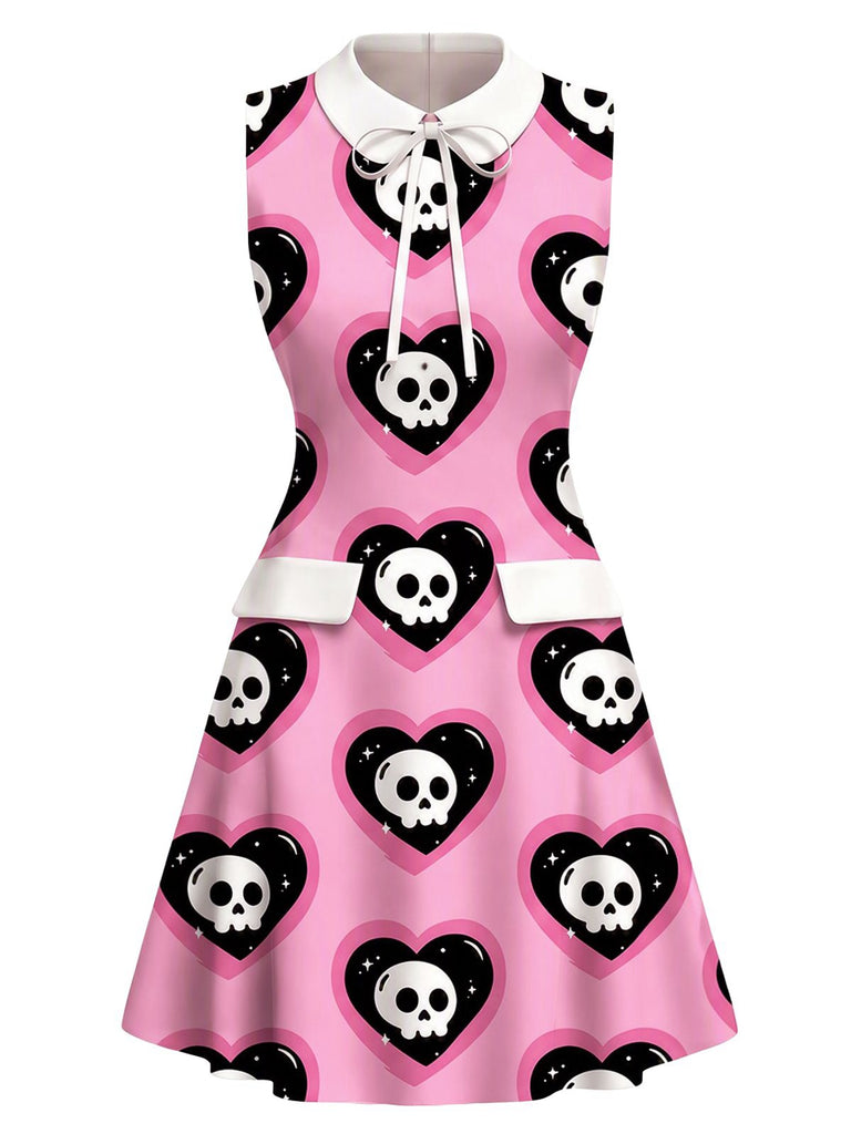 [Vorverkauf] Rosa 60er Gothic-Kleid mit Totenkopf-Herz-Print und Peter-Pan-Kragen