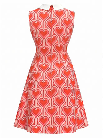 [Vorverkauf] Orangerotes 60er Kleid mit Herzen und Peter-Pan-Kragen