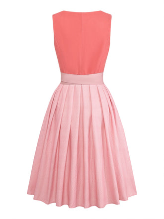 Rosa 50er Kleid mit Herzausschnitt und Knopfleiste