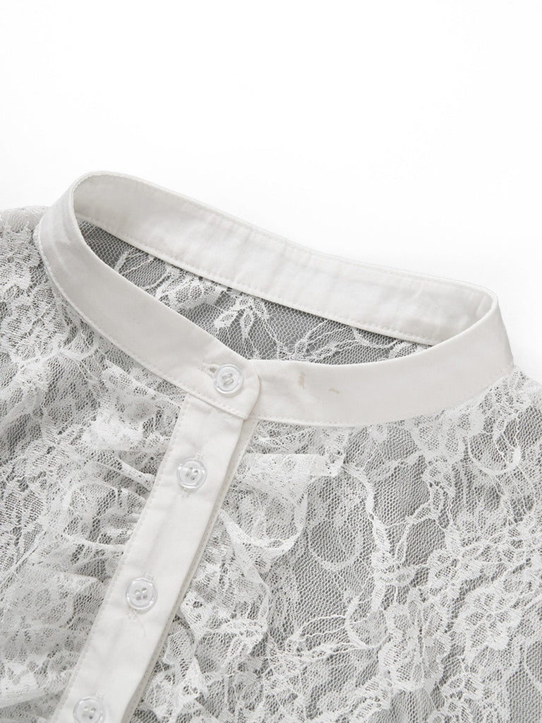 Weiße 50er Bluse mit Rüschen und Spitze
