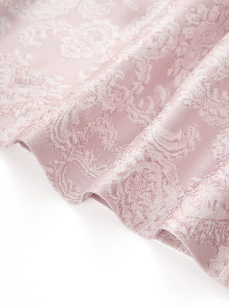 Dunkelrosaes 50er Kleid mit Eckiger Ausschnitt und Blumen