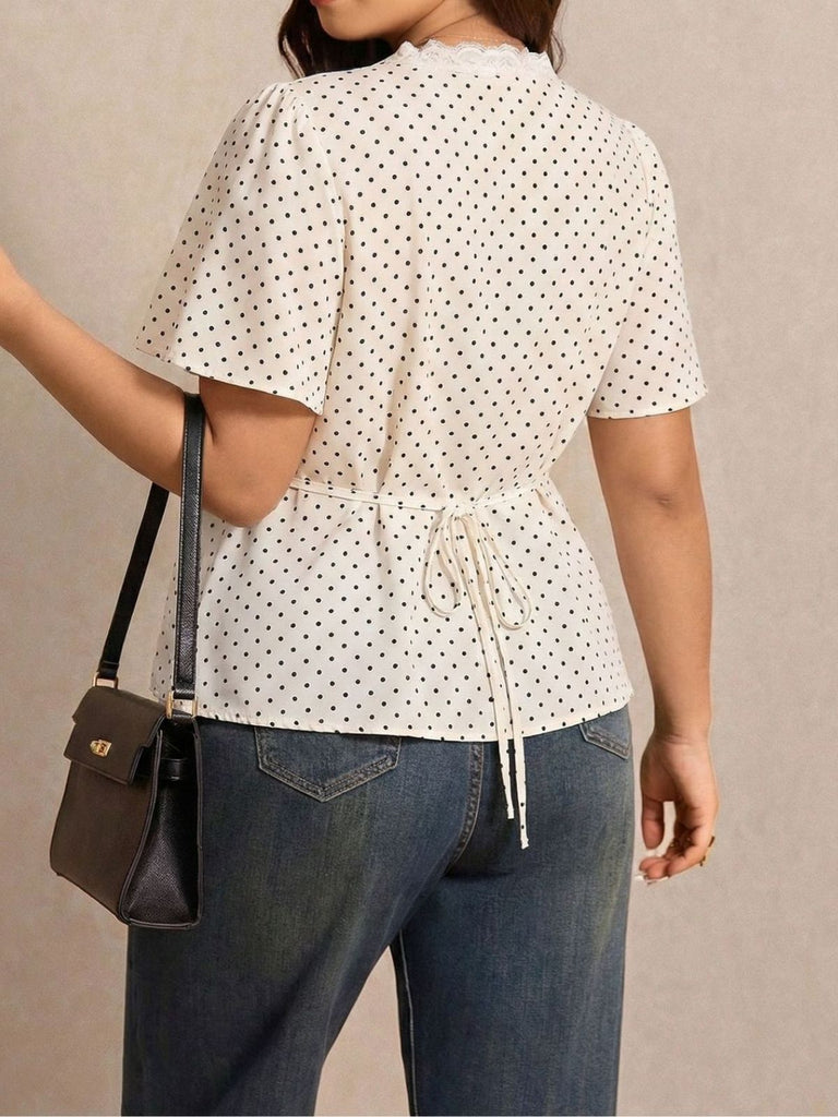 Weisse 50er Schösschenbluse mit Polka-Dots