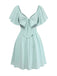 70er Kleid mit tiefem Ausschnitt, Volantärmeln und hoher Taille