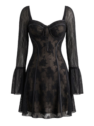 Schwarzes 70er Minikleid mit Blumenprint und Glockenärmeln