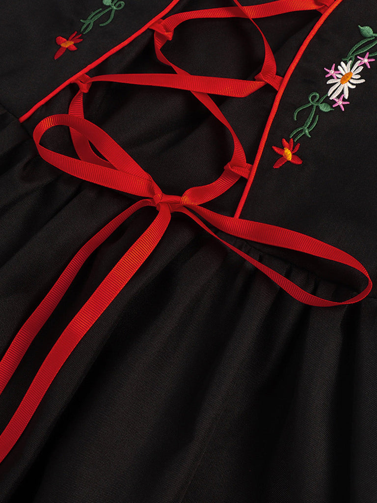 Rotes 50er Oktoberfest-Dirndl-Set mit Blumenstickerei und Schürze