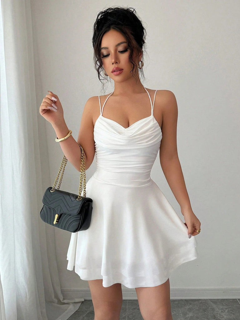 60er Minikleid mit Raffung und Wasserfallausschnitt
