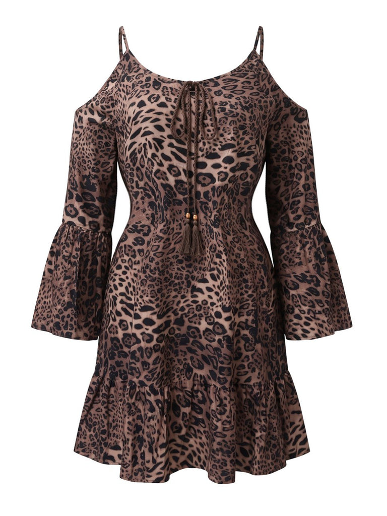 [Übergröße] 70er Cold-Shoulder Minikleid mit Paisley
