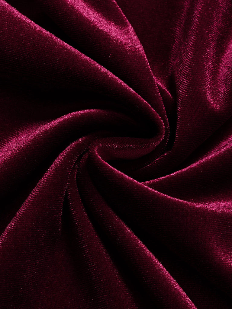 Weinrotes 50er Samtkleid mit Glockenärmeln und weißem V-Kragen