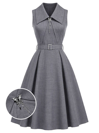 50er ärmelloses Midikleid mit Gürtel und Brosche