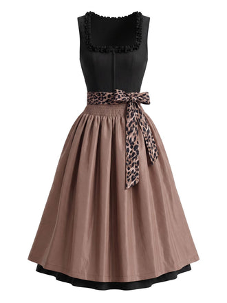 Braunes 50er Rüschenkleid mit Karree-Ausschnitt und Leoparden-Schürze