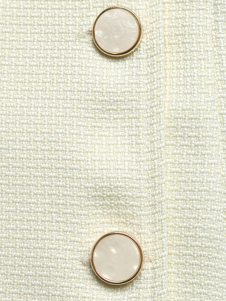 Beige 60er Minikleid mit plissierten Manschetten und Knopfleiste
