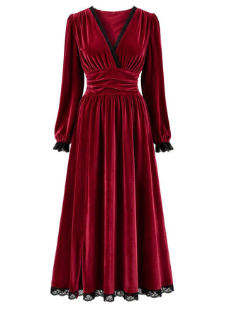 Weinrotes 30er Samtkleid mit Spitzeneinsätzen und Seitenschlitz