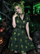 Grünes & Schwarzes 50er Halloween Swingkleid mit Skelett