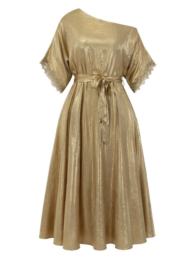 [Übergröße] Goldenes 50er Kleid mit schrägem Ausschnitt und Spitzenbesatz