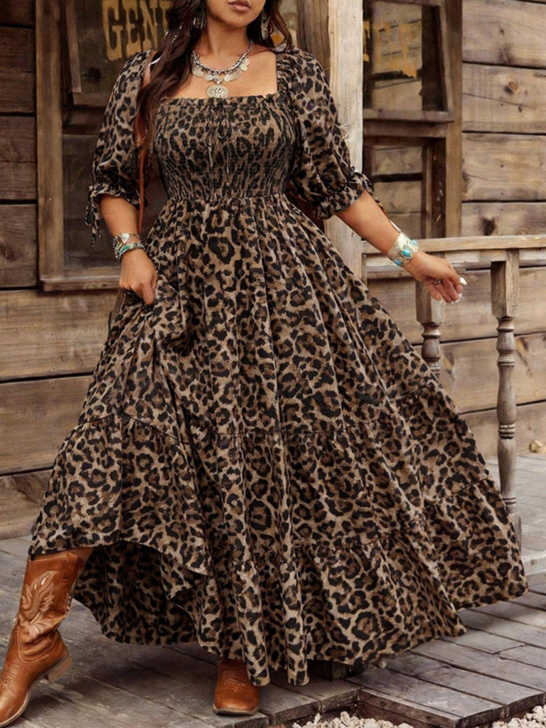 [Übergröße] Braunes 70er gesmocktes Maxikleid mit Leopardenprint und Karreeausschnitt