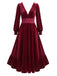 Rotes 50er Samtkleid mit V-Ausschnitt, Taillenspitze und Volantsaum